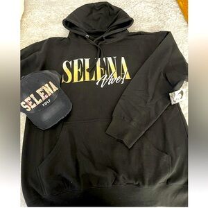 Official Selena Merchandise Women’s Hoodie Size Large‎ & Adjustable Hat- NWT